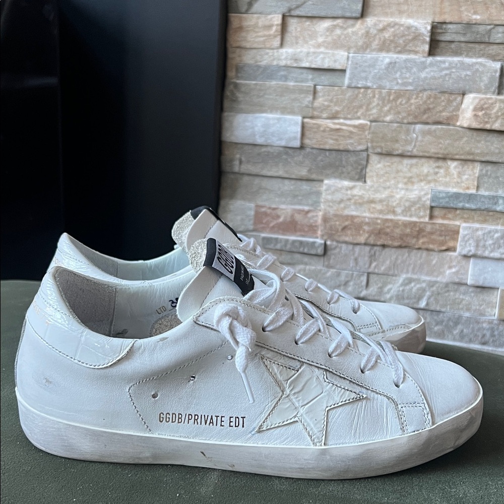 Golden Goose Super-Star Sneaker - Picture 7 of 16